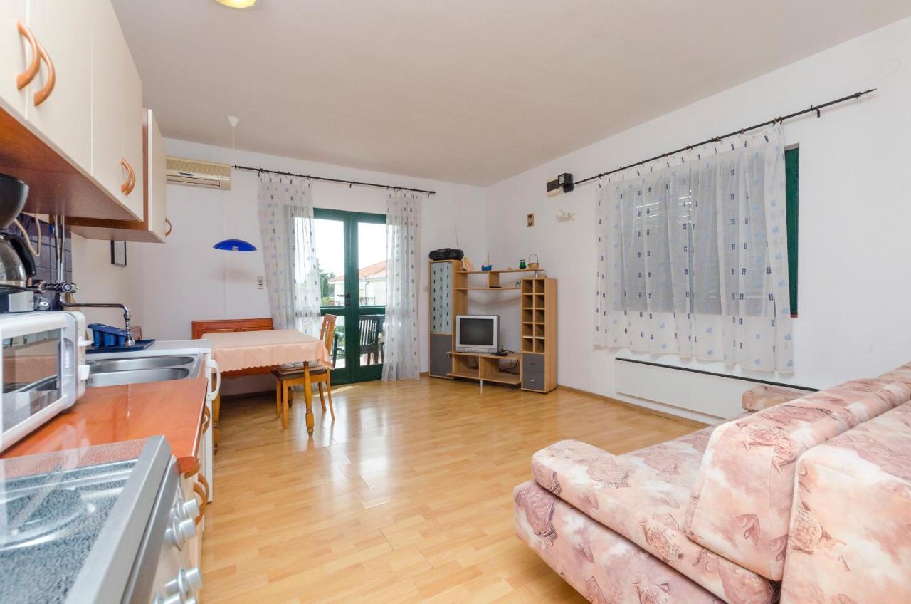 Apartments Katja Трогир Экстерьер фото