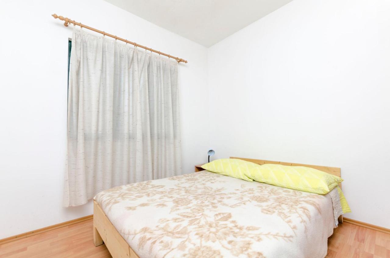 Apartments Katja Трогир Экстерьер фото
